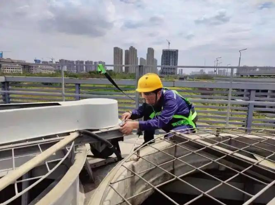 暖通空调冷却塔维修更换全周期管理：暖通空调冷却塔维修更换的标准化流程、技术创新与行业规范，破解高能耗、频故障难题的终极解决方案