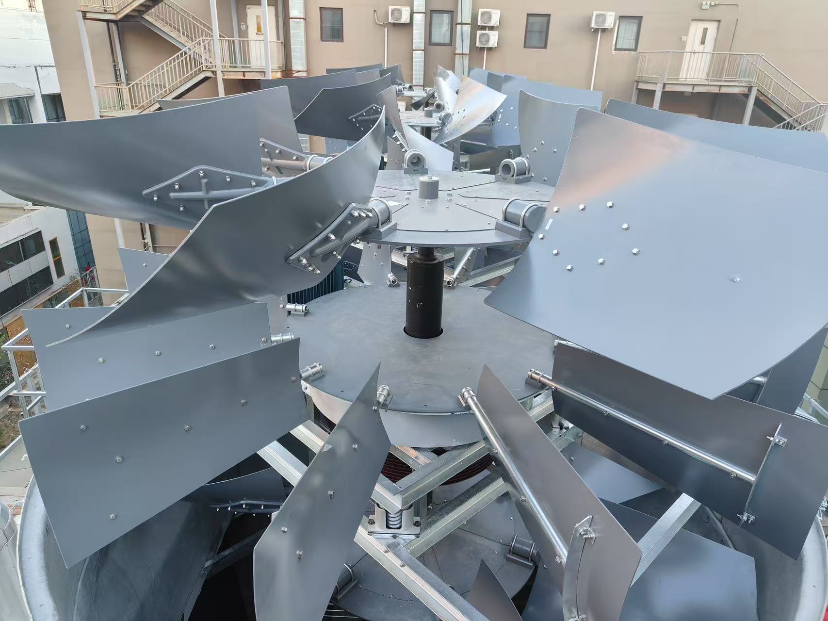 深刻剖析冷却塔填料风速的精准调控:平衡冷却效率、能耗与飘滴损失的核心艺术——全面解读冷却塔填料风速的设计、影响与优化实践