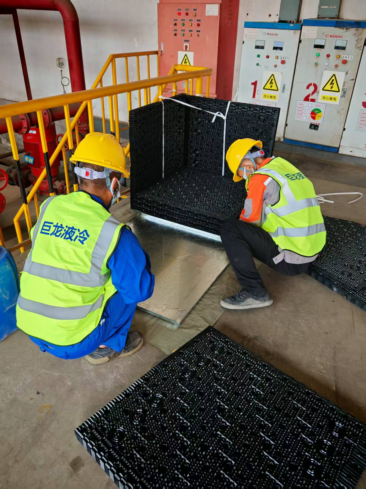 <strong>冷却塔填料堵板换的</strong>