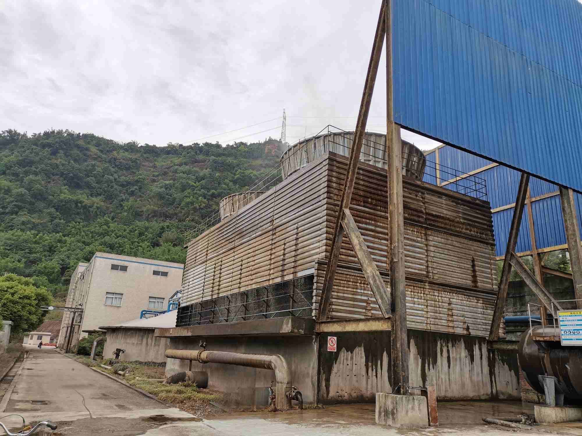 <strong>工业冷却系统应急响应体系构建：冷却塔维修联系方式获取策略与冷却塔维修</strong>