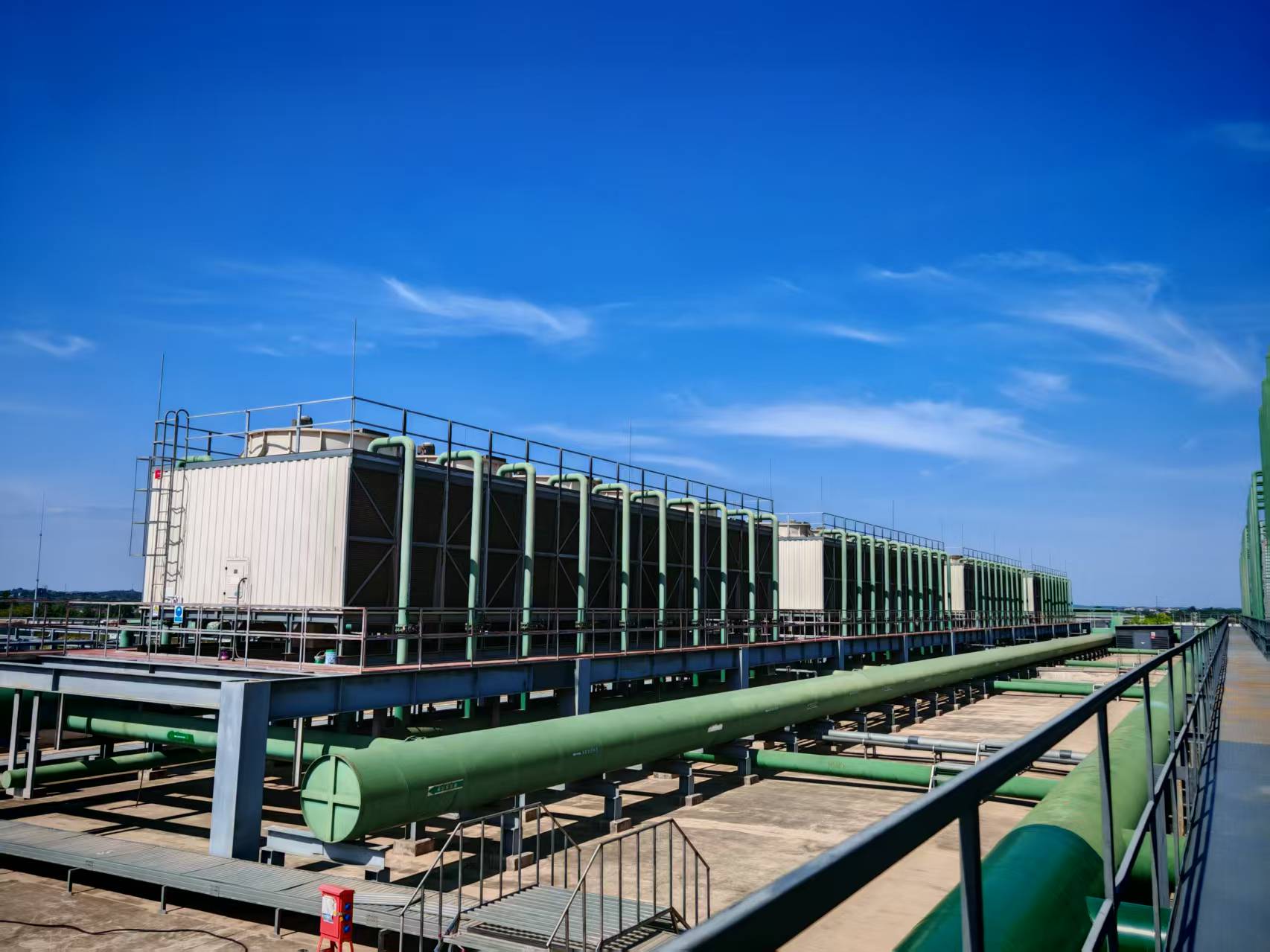 工业级粘接密码:深度揭秘冷却塔填料怎么粘结才能抗住十年水蚀与风蚀