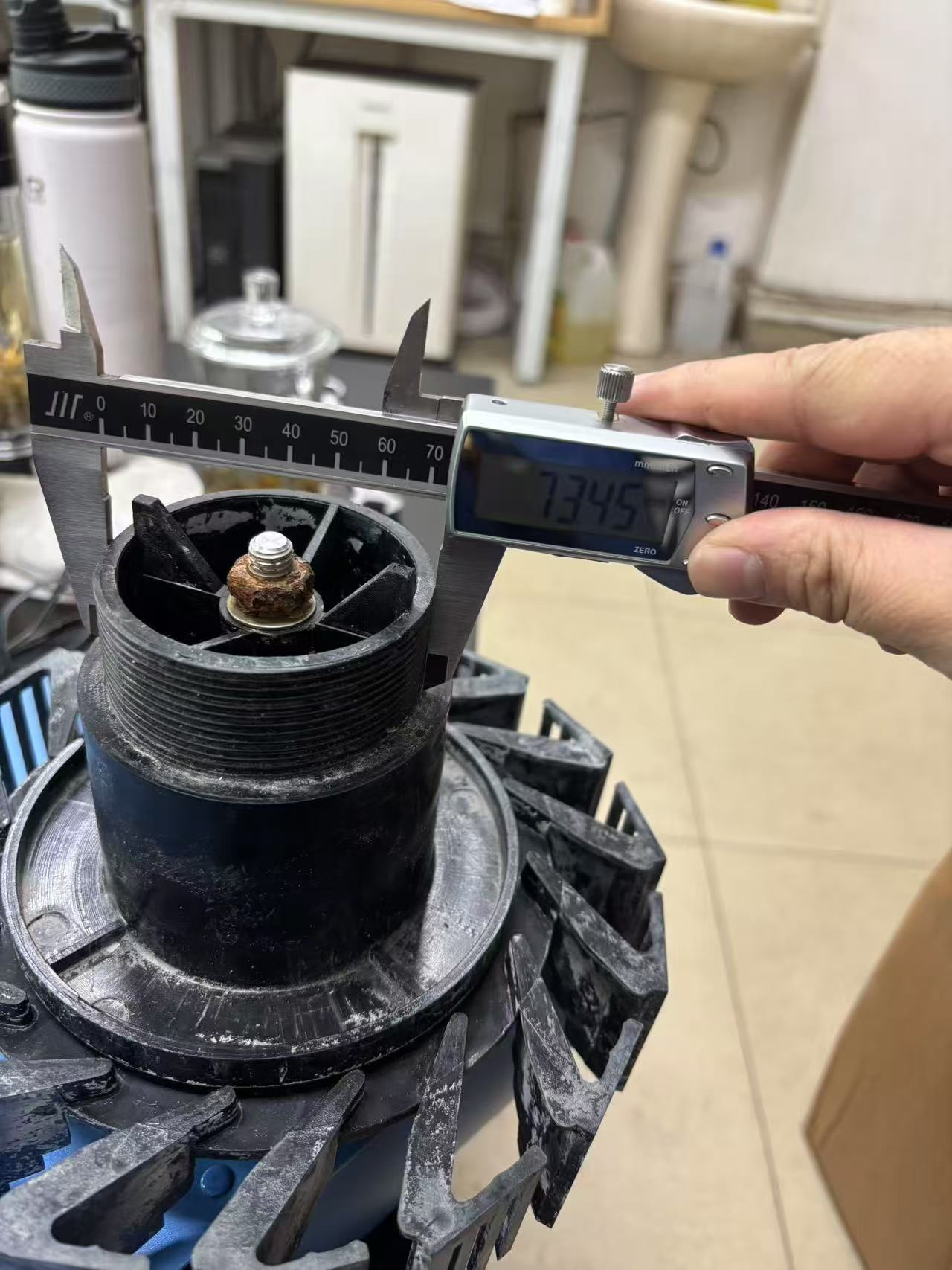 冷却塔传动轴维修更换深度实操指南：从精准诊断到长效运维的全生命周期管理策略