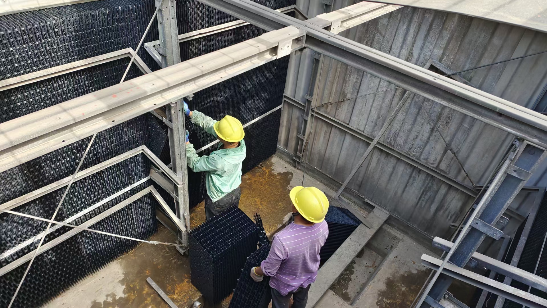 深度解析冷却塔填料变形：从材料蠕变到结构失稳的工程危机与智能防控体系——构建工业冷却系统的"形态稳定防线"