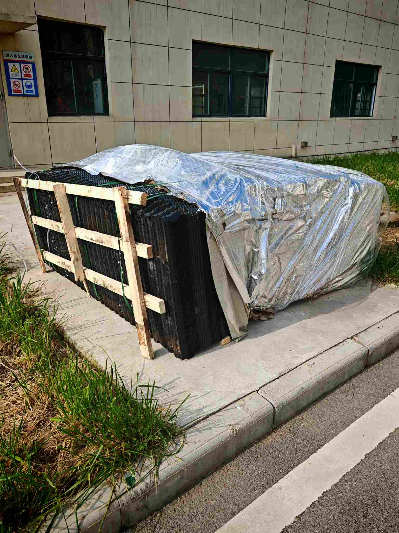 工业冷却塔黑色填料2026年深度解析:高效PVC散热片如何决定设备能效与使用寿命