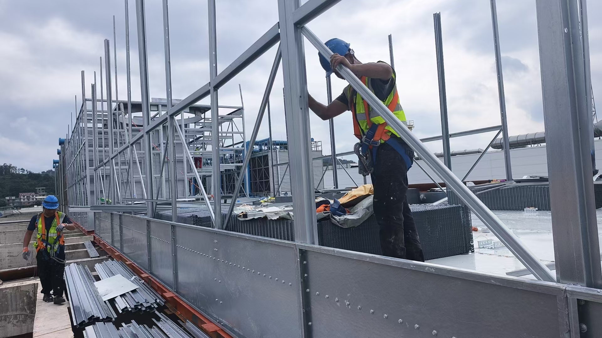 工业冷却塔填料阻燃性深度解析：从材料科学到消防验收的安全防线构建指南