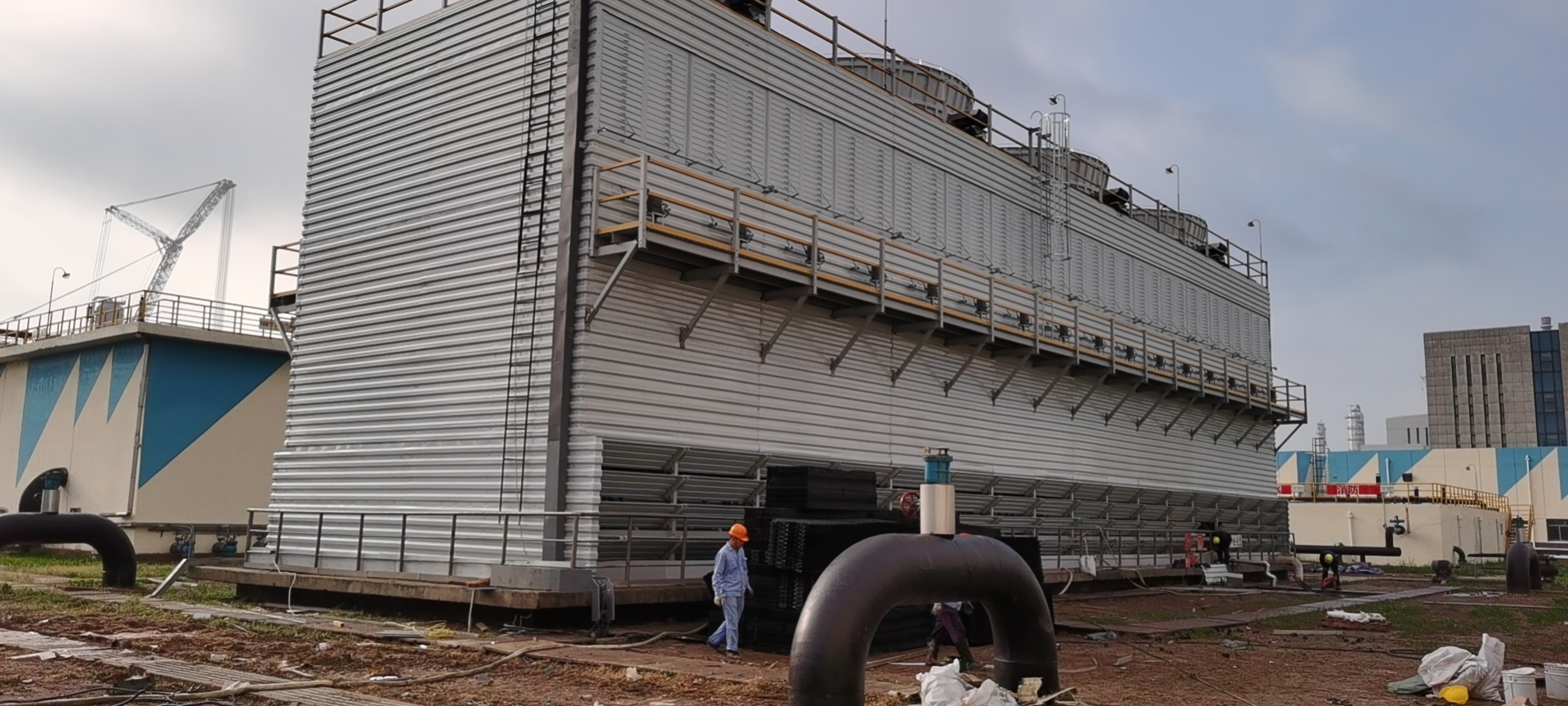 冷却塔性能提升：从热力系统重构到能效比（COP）跃升的全链路技术实战指南